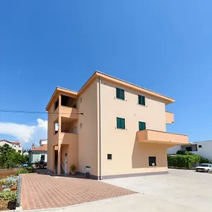 Robi , Traù Croazia